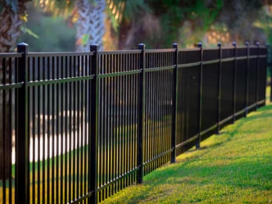 aluminum fence Mary Esther Florida