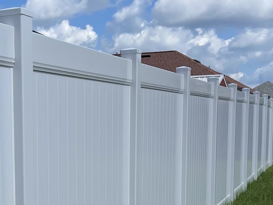 Mary Esther Florida vinyl privacy fencing